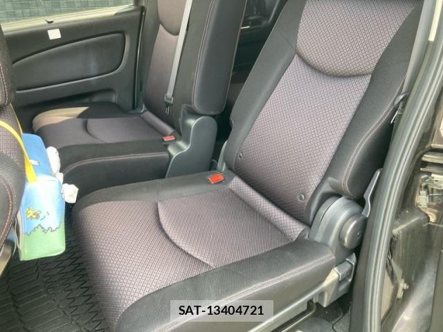 Nissan SERENA 2013-09 8101852-10