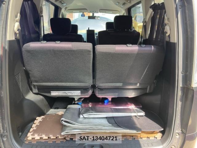 Nissan SERENA 2013-09 8101852-12