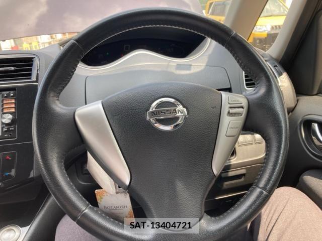 Nissan SERENA 2013-09 8101852-18