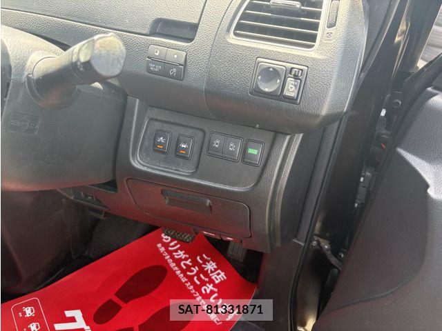 Nissan SERENA 2016-03 8101850-7