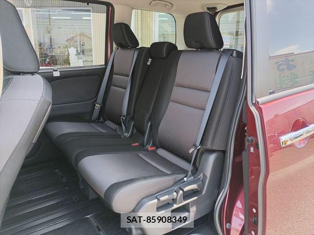 Nissan SERENA 2022-03 8101822-13