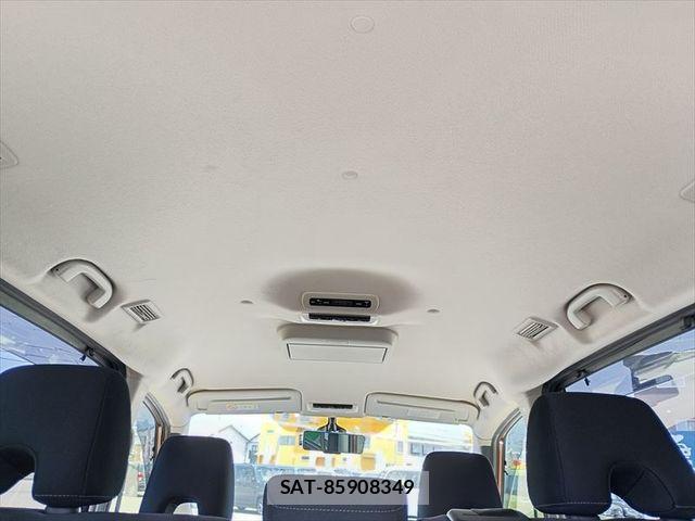 Nissan SERENA 2022-03 8101822-17
