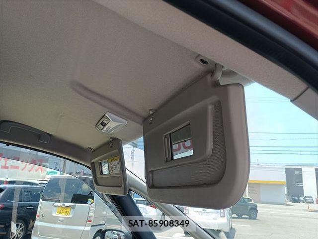 Nissan SERENA 2022-03 8101822-26