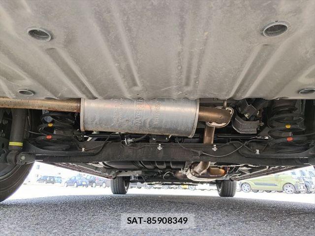 Nissan SERENA 2022-03 8101822-7