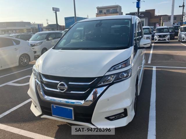 Nissan SERENA 2017-08 8101842-1