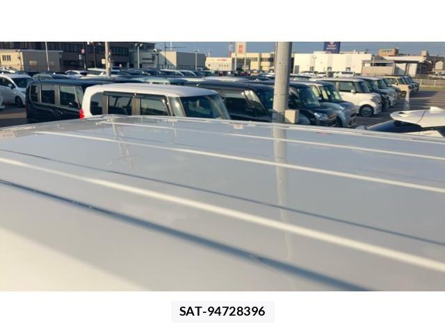 Nissan SERENA 2017-08 8101842-19