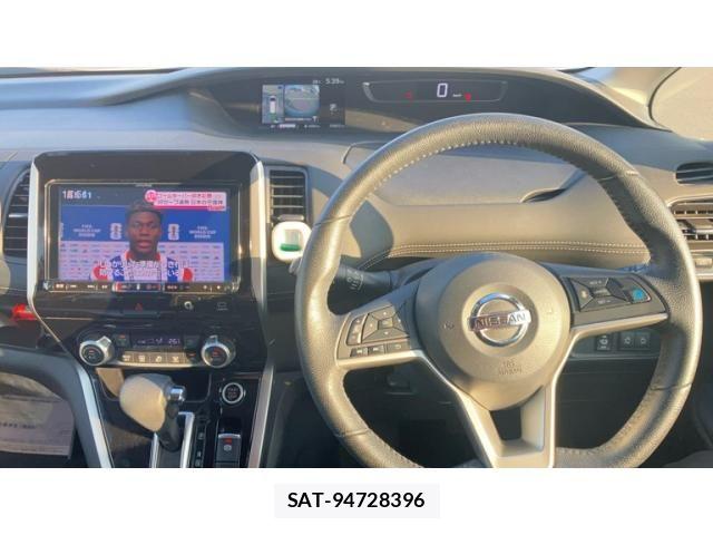 Nissan SERENA 2017-08 8101842-4