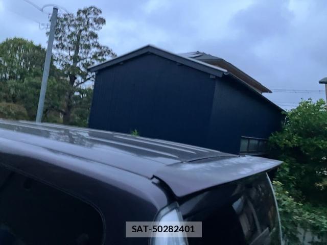 Nissan SERENA 2013-02 8101855-11