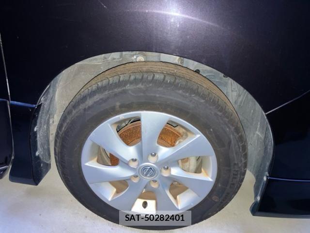 Nissan SERENA 2013-02 8101855-5