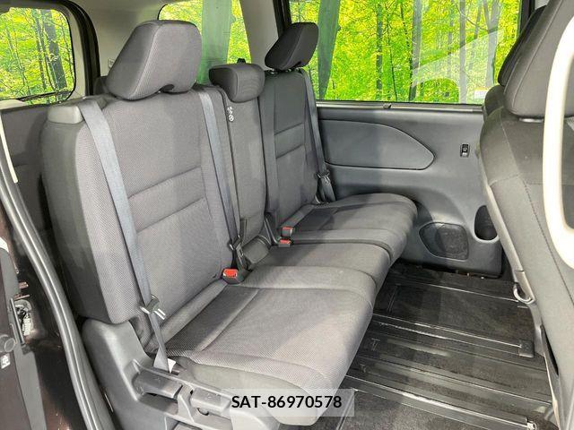 Nissan SERENA 2017-12 8101838-9