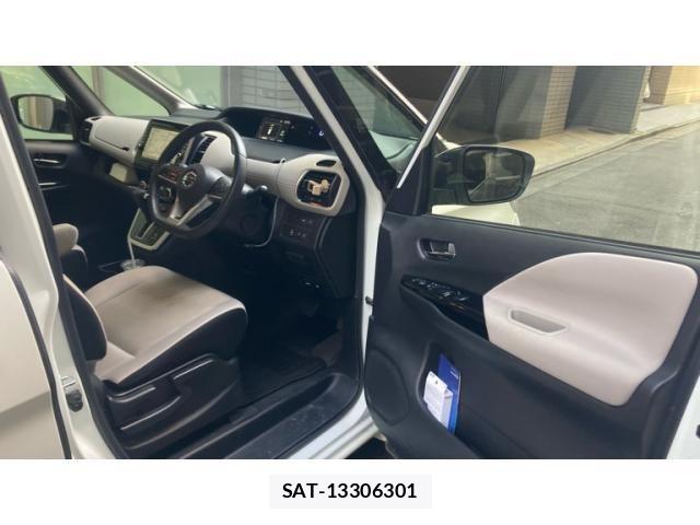Nissan SERENA 2017-09 8101848-10