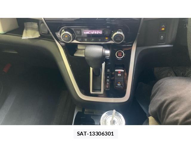 Nissan SERENA 2017-09 8101848-18