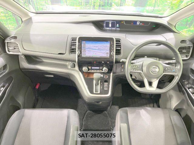 Nissan SERENA 2016-10 8101836-1