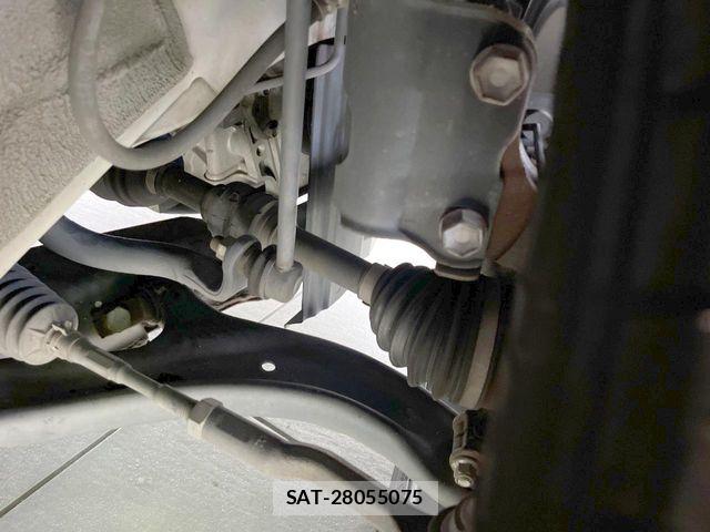 Nissan SERENA 2016-10 8101836-19
