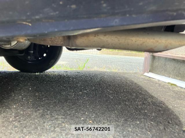 Nissan SERENA 2016-08 8101841-6
