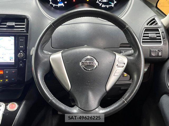 Nissan SERENA 2014-10 8101835-10