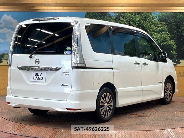 Nissan SERENA 2014-10 8101835-16