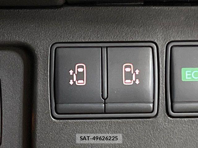 Nissan SERENA 2014-10 8101835-5