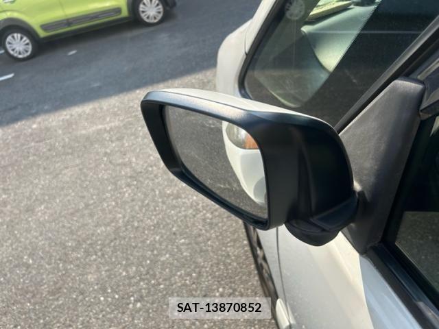 Nissan SERENA 2014-02 8101844-14