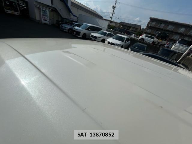 Nissan SERENA 2014-02 8101844-16