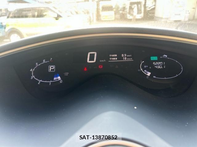 Nissan SERENA 2014-02 8101844-21