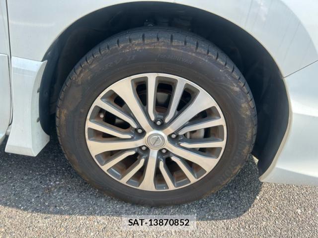 Nissan SERENA 2014-02 8101844-5