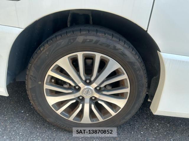 Nissan SERENA 2014-02 8101844-6