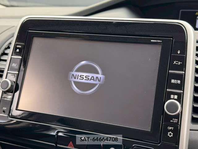 Nissan SERENA 2017-10 8101817-3