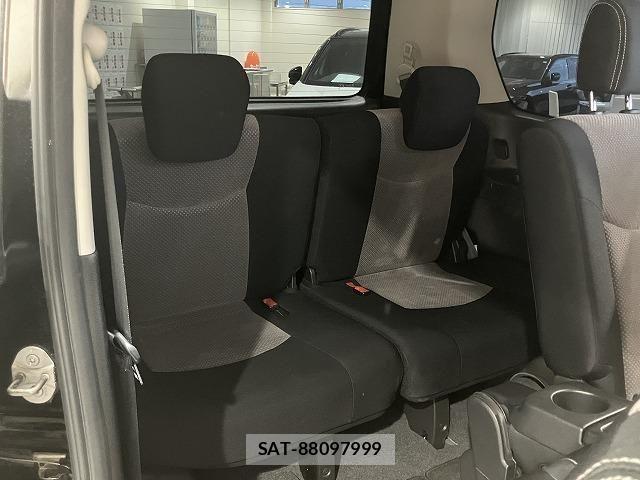 Nissan SERENA 2015-08 8101839-11