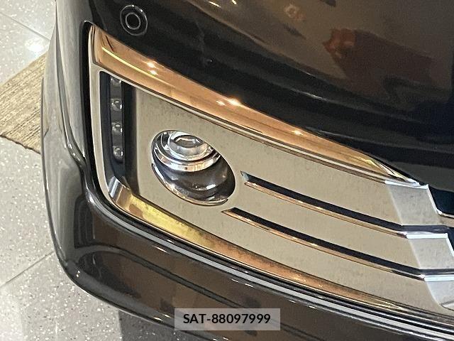 Nissan SERENA 2015-08 8101839-28