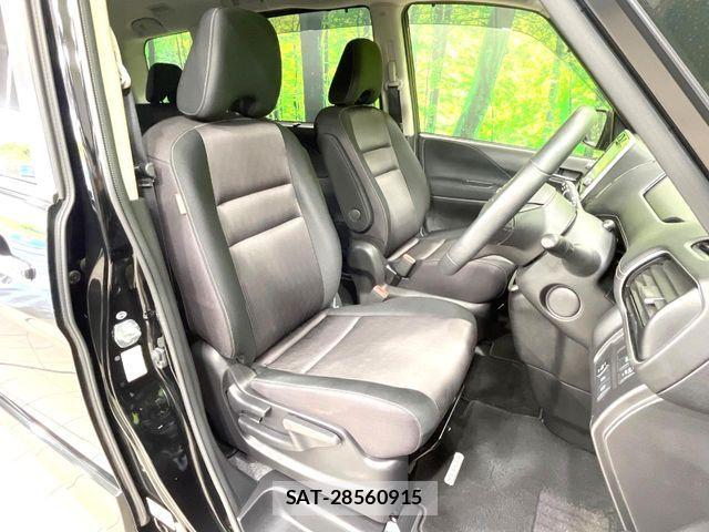 Nissan SERENA 2017-02 8101819-9