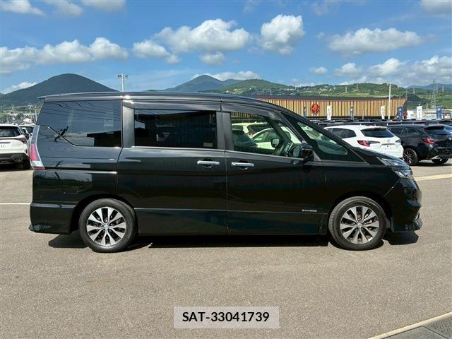 Nissan SERENA 2018-10 8101829-9