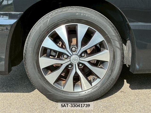 Nissan SERENA 2018-10 8101829-10