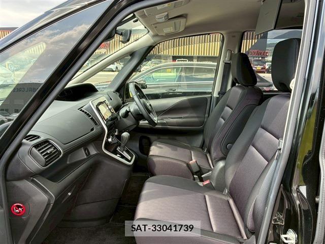 Nissan SERENA 2018-10 8101829-11