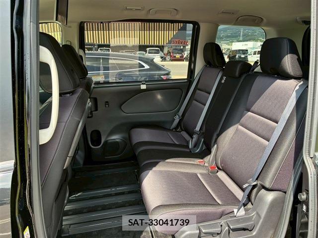 Nissan SERENA 2018-10 8101829-14