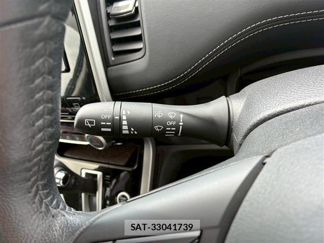 Nissan SERENA 2018-10 8101829-25