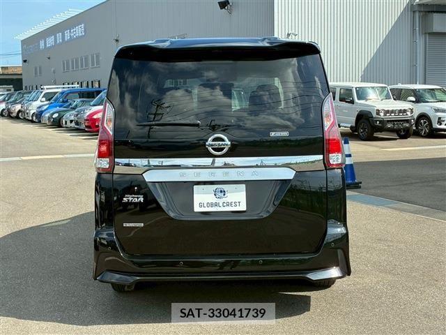 Nissan SERENA 2018-10 8101829-6