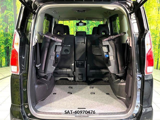 Nissan SERENA 2018-08 8101837-10