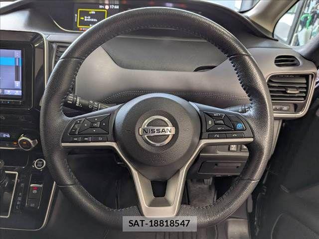 Nissan SERENA 2020-02 8101825-11