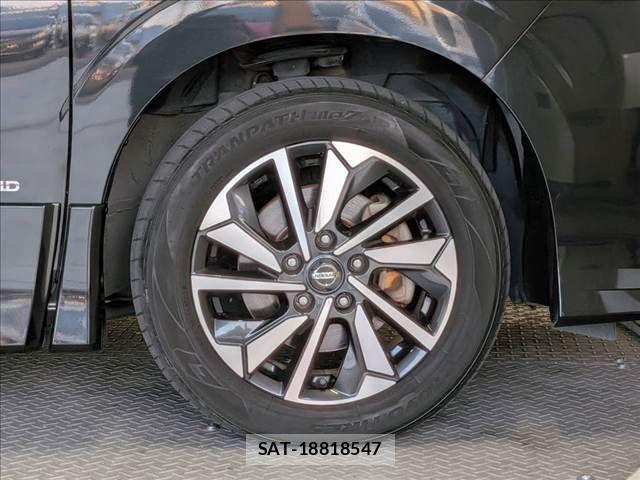 Nissan SERENA 2020-02 8101825-14