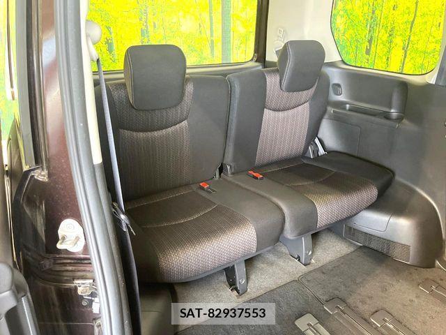 Nissan SERENA 2016-02 8101840-9