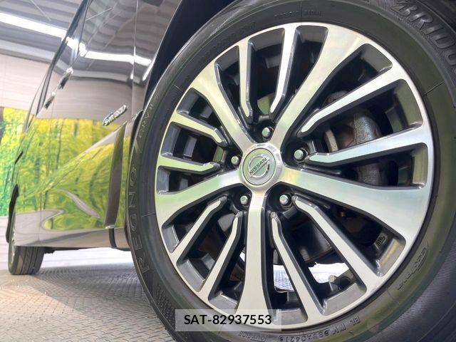 Nissan SERENA 2016-02 8101840-12