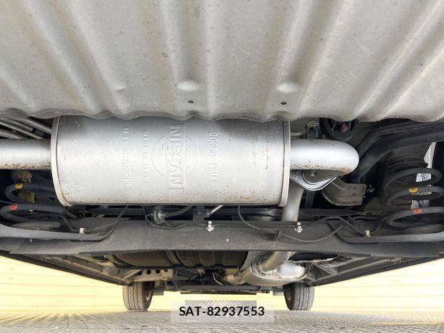 Nissan SERENA 2016-02 8101840-18