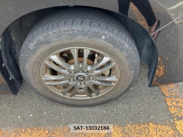 Nissan SERENA 2013-08 8101857-5