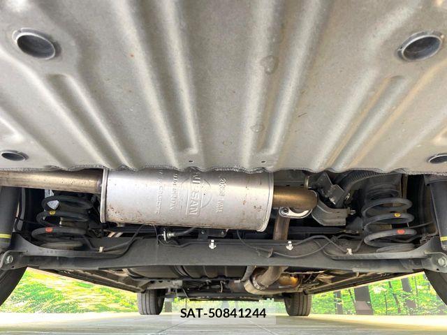 Nissan SERENA 2017-06 8101818-18