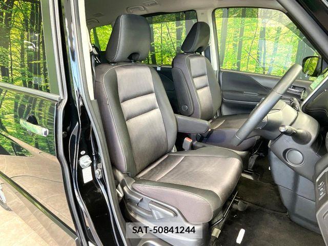 Nissan SERENA 2017-06 8101818-6