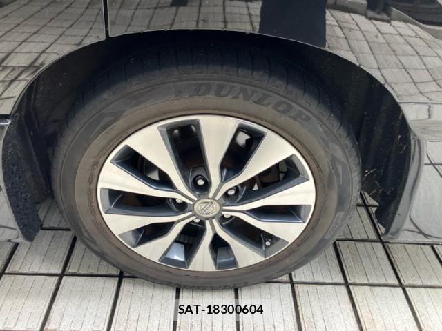 Nissan SERENA 2017-01 8101846-9