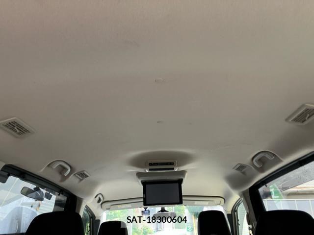 Nissan SERENA 2017-01 8101846-12
