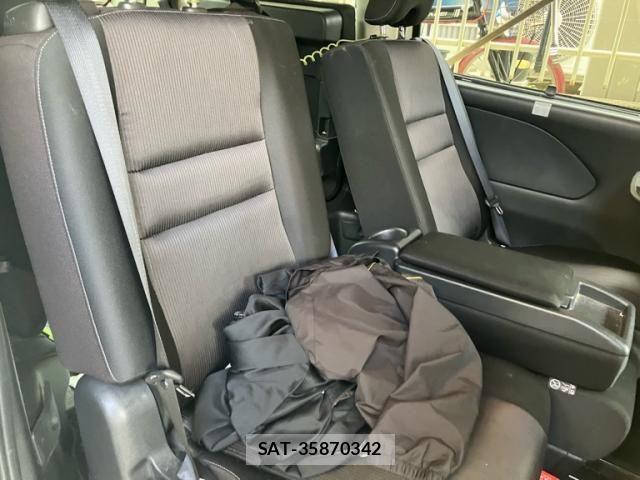 Nissan SERENA 2017-12 8132321-10