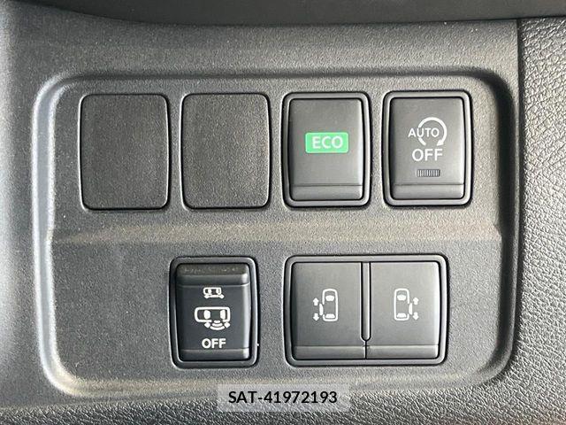Nissan SERENA 2016-09 8132308-6